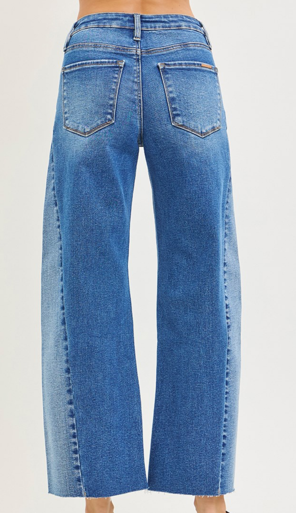 Cropped Barrel Jeans
