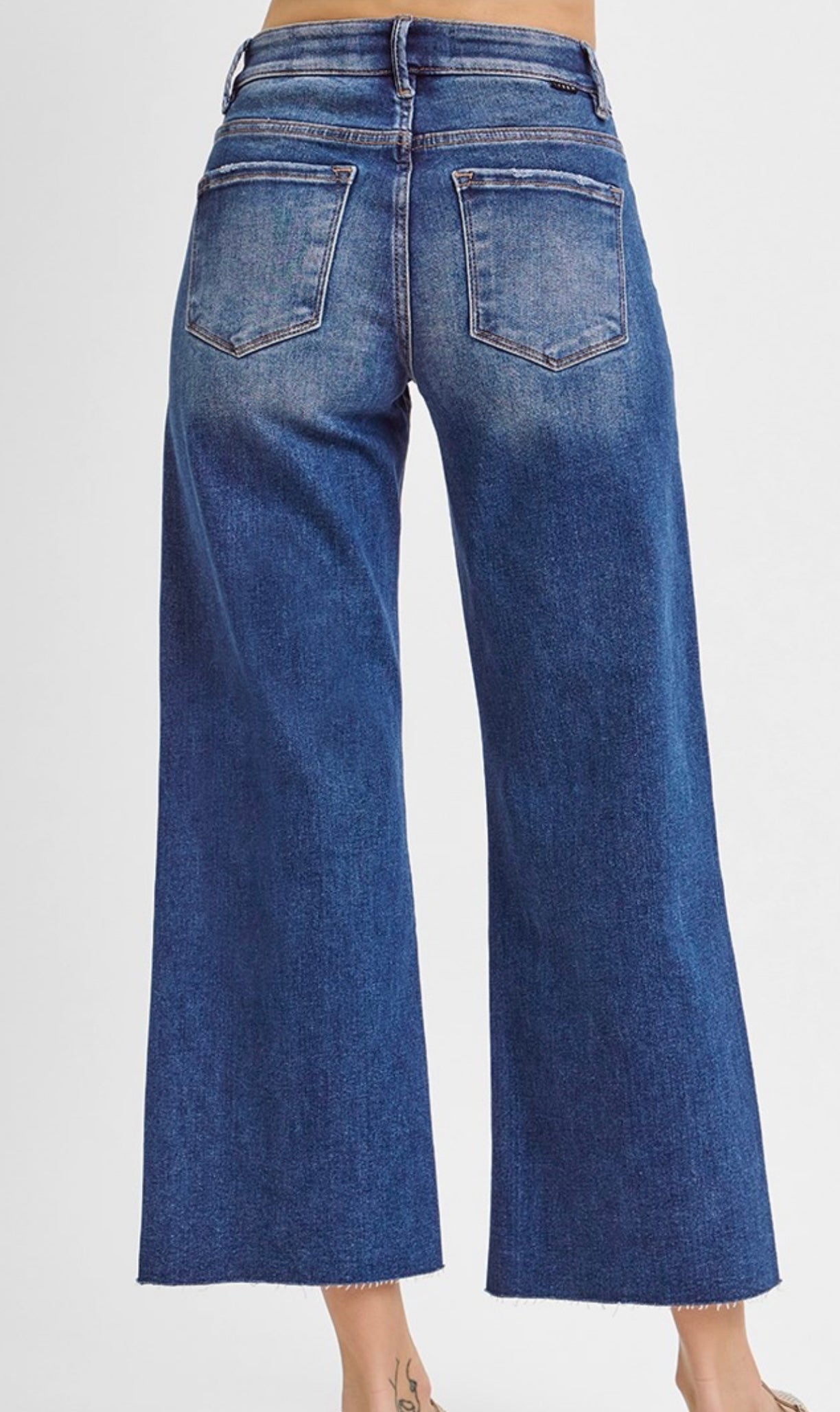 Mid-Rise Crop Wide Leg Jean with Tummy Control