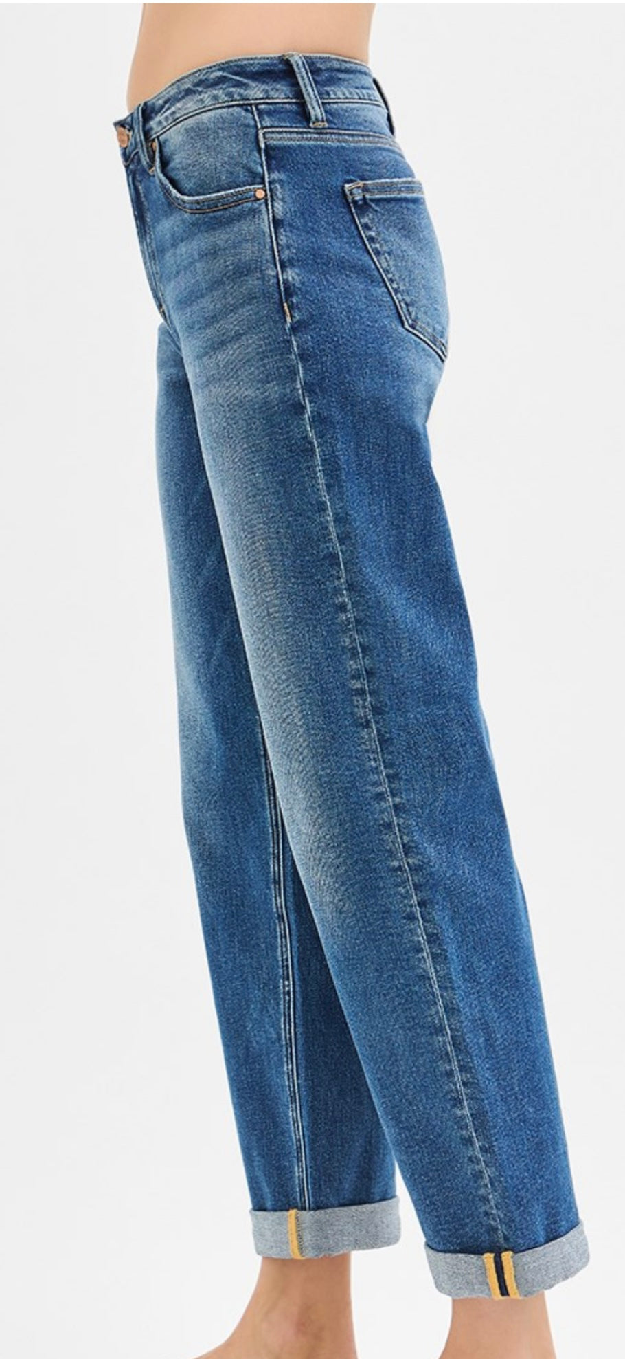 Mid-Rise Boyfriend Jean